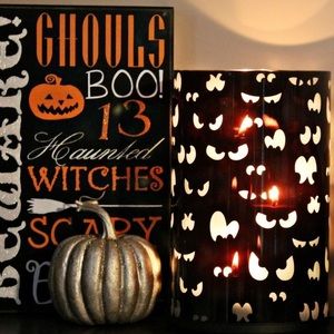 Spooky Eyes PartyLite Hurricane 2012, RETIRED